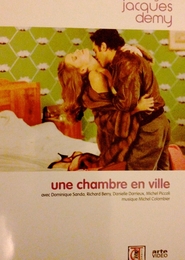 Image du média "UNE CHAMBRE EN VILLE de Jacques DEMY"