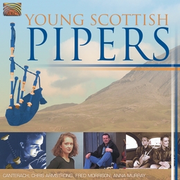 Image du média "YOUNG SCOTTISH PIPERS"