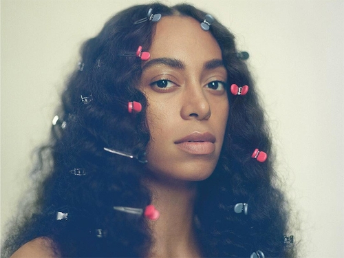 Couverture A SEAT AT THE TABLE de SOLANGE