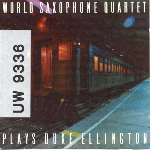 Couverture PLAYS DUKE ELLINGTON de THE WORLD SAXOPHONE QUARTET