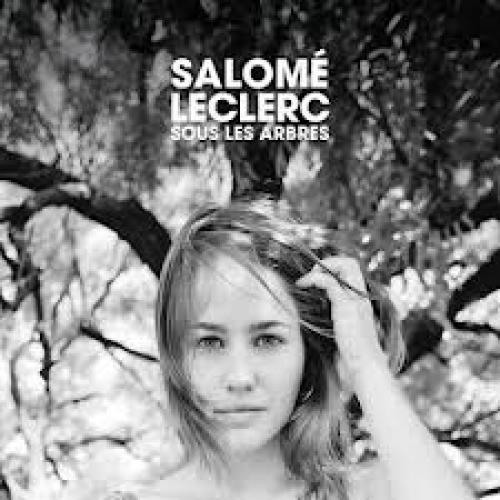 Couverture SOUS LES ARBRES de Salomé LECLERC