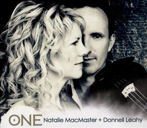 Couverture ONE de Natalie MACMASTER & DONNELL LEAHY