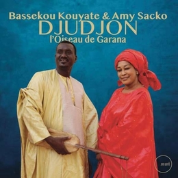 Image du média "DJUDJON: L'OISEAU DE GARANA de Bassekou KOUYATE & AMY SACKO"