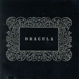 Image du média "DRACULA (MUSIQUE ACTUELLE POUR LE FILM DE LUGOSI DE 1931) de Philip GLASS"