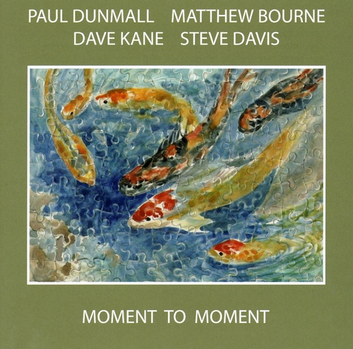 Couverture MOMENT TO MOMENT de Paul DUNMALL/BOURNE/KANE/DAVIS