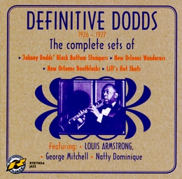 Image du média "DEFINITIVE DODDS 1926-1927 de Johnny DODDS"