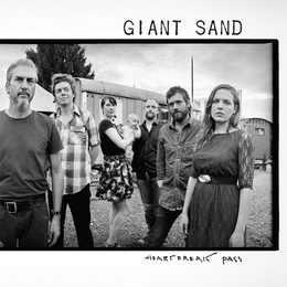 Image du média "HEARTBREAK PASS de GIANT SAND"