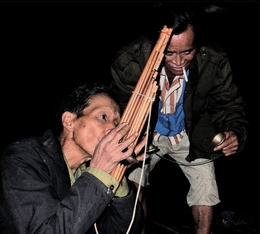 Image du média "MUSIC OF SOUTHERN AND NORTHERN LAOS"