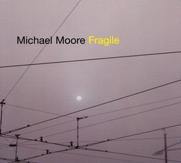 Image du média "FRAGILE de Michael MOORE"