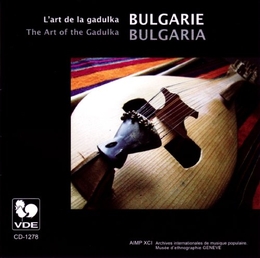 Image du média "BULGARIE: L'ART DE LA GADULKA"