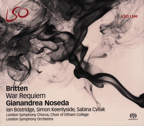 Couverture WAR REQUIEM de Benjamin [Lord] BRITTEN