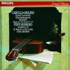 Couverture CONCERTO MI MINEUR OP.140 "PETIT CONCERTO DE SOCIETE" ... de Fernandino CARULLI