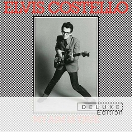 Image du média "MY AIM IS TRUE (DELUXE EDITION) de Elvis COSTELLO"