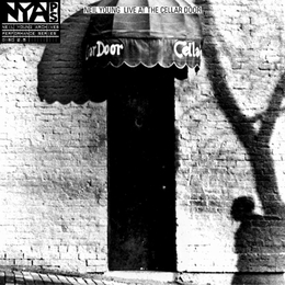 Image du média "LIVE AT THE CELLAR DOOR de Neil YOUNG"