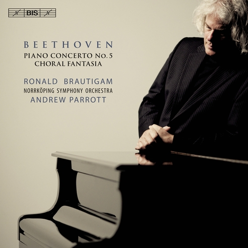 Couverture CONCERTO PIANO 5 / FANTAISIE CHORALE OP.80 de Ludwig van BEETHOVEN