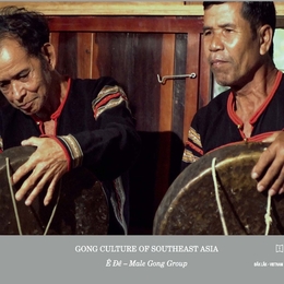 Image du média "GONG CULTURE OF SOUTHEAST ASIA VOL.1: Ê DE - MALE GONG GROUP"