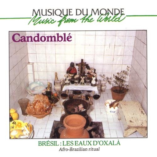 Couverture LES EAUX D'OXALA: AFRO-BRAZILIAN RITUAL. CANDOMBLE.