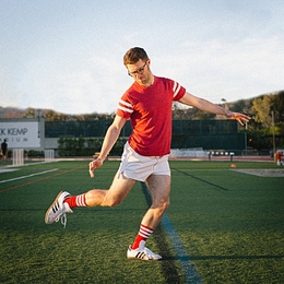 Image du média "THE BEAUTIFUL GAME de VULFPECK"