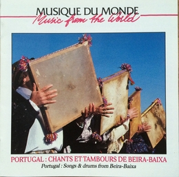 Image du média "PORTUGAL: CHANTS ET TAMBOURS DE BEIRA-BAIXA"