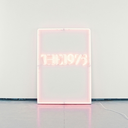 Image du média "I LIKE IT WHEN YOU SLEEP, FOR YOU ARE SO BEAUTIFUL YET SO de THE 1975"