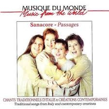 Couverture PASSAGES: CHANTS TRAD. D'ITALIE & CREATIONS CONTEMPORAINES de SANACORE