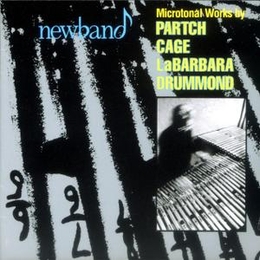 Image du média "MICROTONAL WORKS - PARTCH, CAGE, LA BARBARA, DRUMMOND"