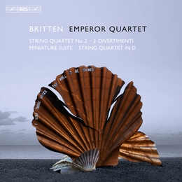 Image du média "QUATUOR CORDES 2 / 3 DIVERTIMENTI / MINIATURE SUITE de Benjamin [Lord] BRITTEN"