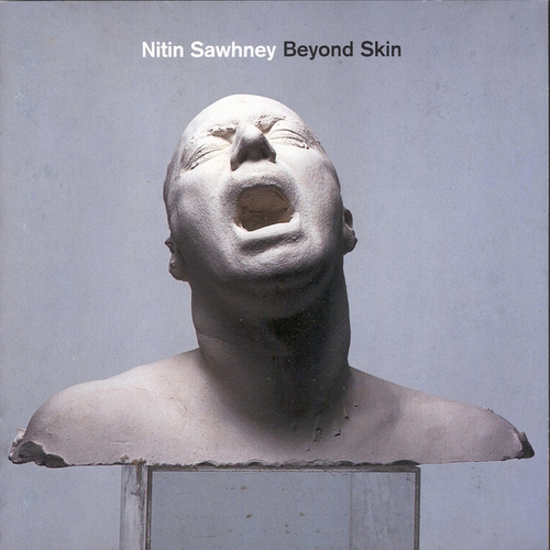 Couverture BEYOND SKIN de Nitin SAWHNEY