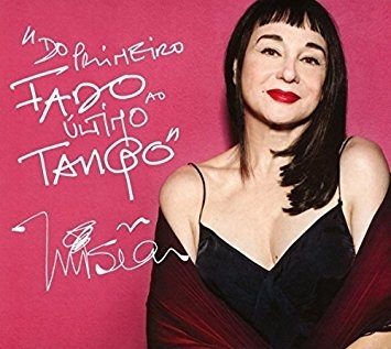 Couverture DO PRIMEIRO FADO AO ÚLTIMO TANGO / AS ASAS DO CORAÇÃO de MÍSIA