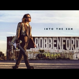 Image du média "INTO THE SUN de Robben FORD"