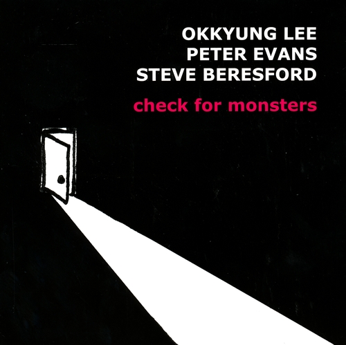 Couverture CHECK FOR MONSTERS de Okkyung LEE