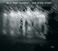 Image du média "ONE IS THE OTHER de Billy HART QUARTET"