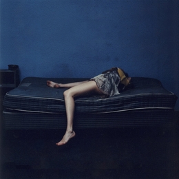 Image du média "WE SLEPT AT LAST de Marika HACKMAN"