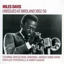 Couverture UNISSUED AT BIRDLAN 1952-59 de Miles DAVIS