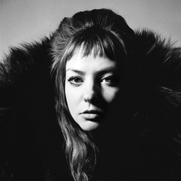 Image du média "ALL MIRRORS de Angel OLSEN"