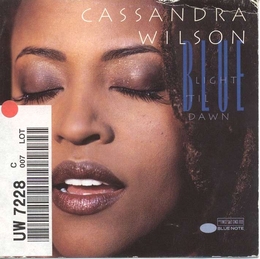 Image du média "BLUE LIGHT 'TIL DOWN de Cassandra WILSON"