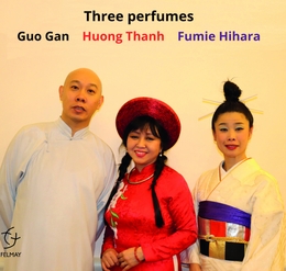 Image du média "THREE PERFUMES de Gan GUO, HUONG THANH, FUMIE HIHARA"