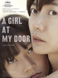 Image du média "A GIRL AT MY DOOR de July JUNG"