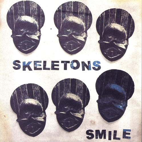 Couverture SMILE de SKELETONS