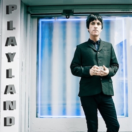 Image du média "PLAYLAND de Johnny MARR"