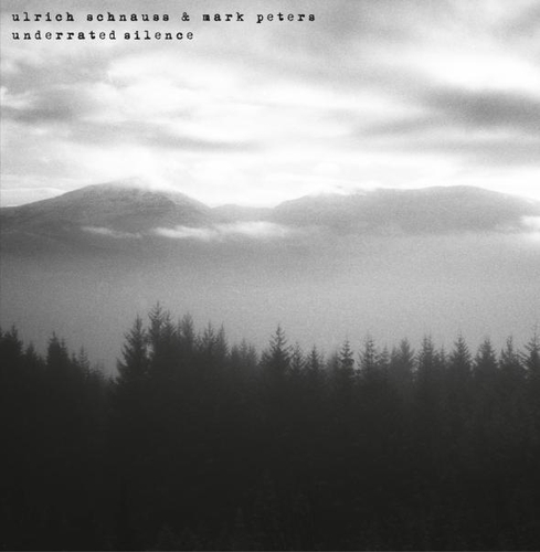 Couverture UNDERRATED de Ulrich SCHNAUSS & MARK PETERS