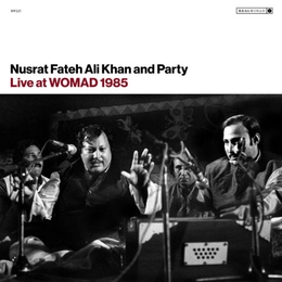 Image du média "LIVE AT WOMAD 1985 de Nusrat Fateh Ali KHAN"