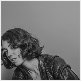 Image du média "KELLY LEE OWENS de Kelly Lee OWENS"