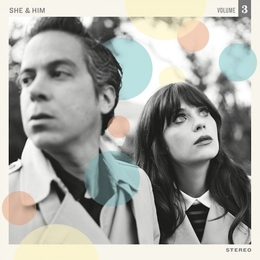 Image du média "VOLUME 3 de SHE & HIM"