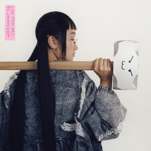 Couverture WITH A HAMMER de YAEJI