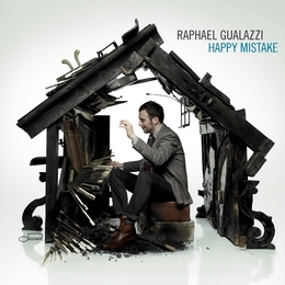 Image du média "HAPPY MISTAKE de Raphael GUALAZZI"