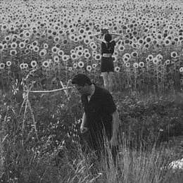 Image du média "JESU AND SUN KIL MOON de JESU AND SUN KIL MOON"