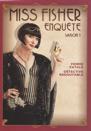 Image du média "MISS FISHER ENQUÊTE - 1/2 de Emma FREEMAN"