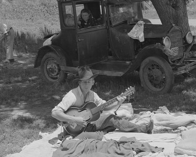 Camp de travailleurs migrants, près de Prague, Oklahoma (1939), une photo de Russell Lee