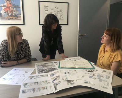 Avec Léonie Bischoff (Anaïs Nin) et Kathy Degreef (attachée de presse) chez Casterman à Paris - Photo de Benoît Mouchart